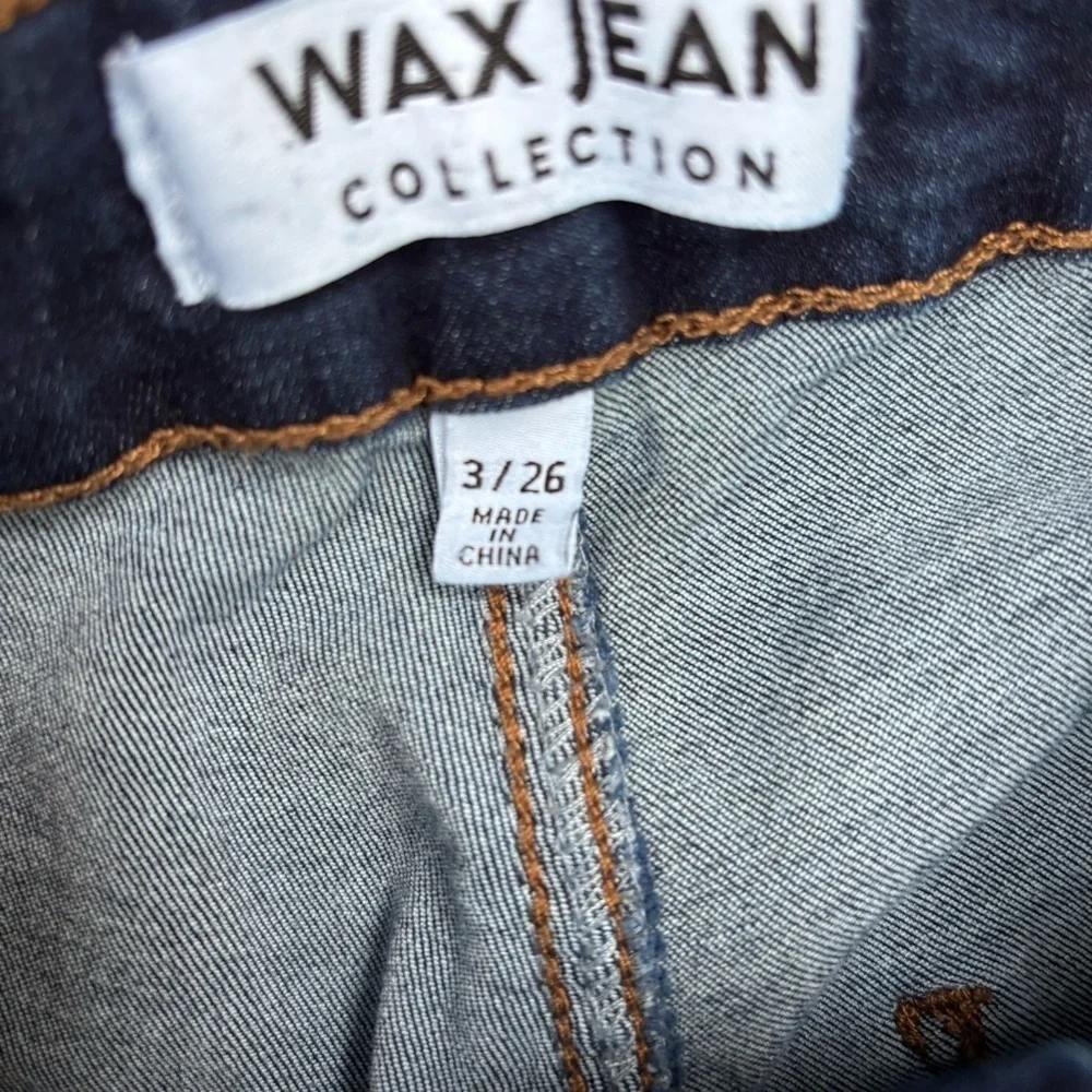 Wax Jean Dark Wash Flare Wide Leg Jeans with Frayed Hem Size 3/26 - Picture 5 of 7
